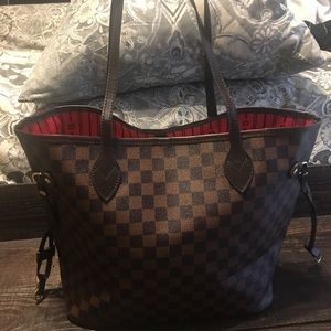 Louis Viutton medium neverfull